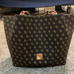DOONEY & BOURKE Gretta Flynn Handbag